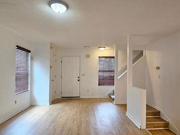 2nd image of 5851 Giles Rd