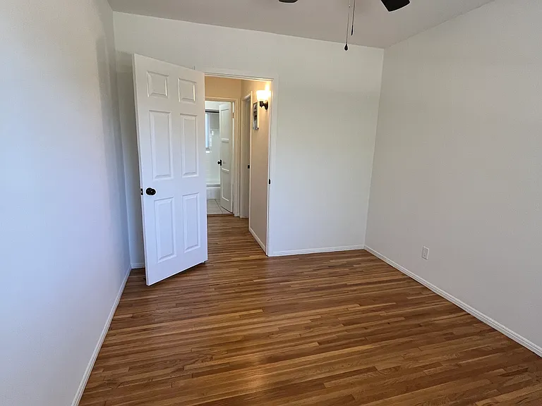 2575 N Lincoln St #2575 — Photo 13