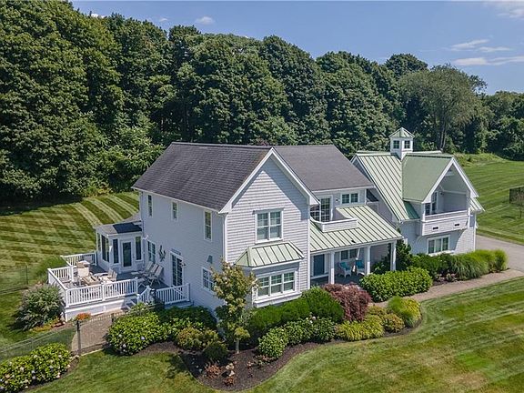 4th image of 57 Strawberry Ln