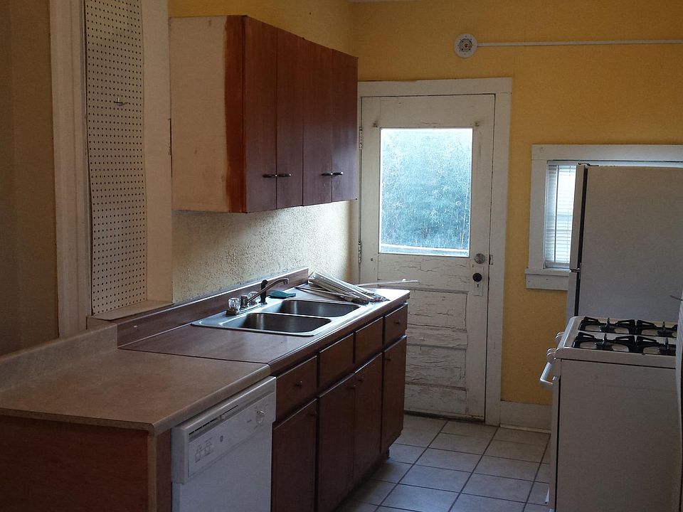 1st image of 729 Themis St APT B