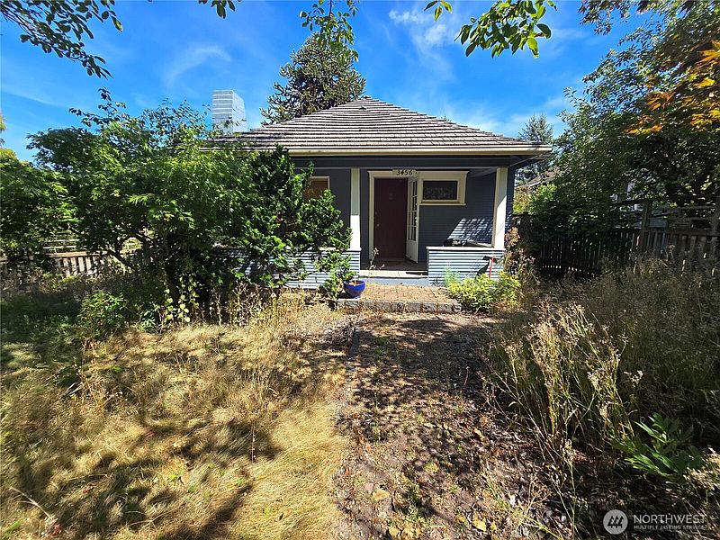 2nd image of 3456 23rd Avenue W