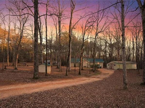 27 Hawk Trl, Newborn, GA 30056