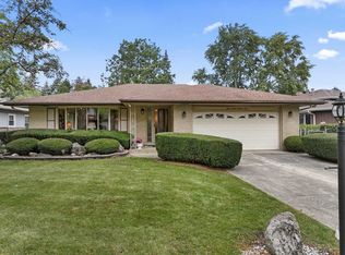 1512 N Oneida Ln, Mount Prospect, IL 60056