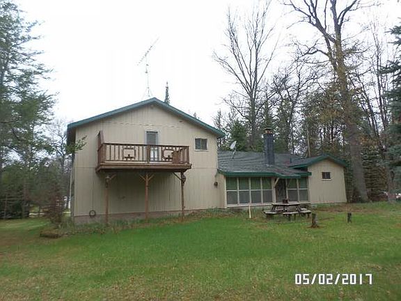 2nd image of 10160 Suzanne Dr