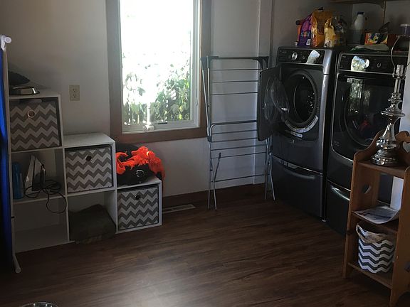 4th image of 730 6th Ave S