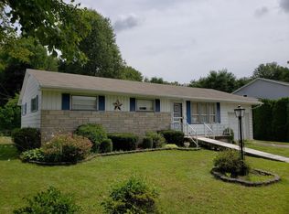 11 Packer Ave, Exeter, PA 18643