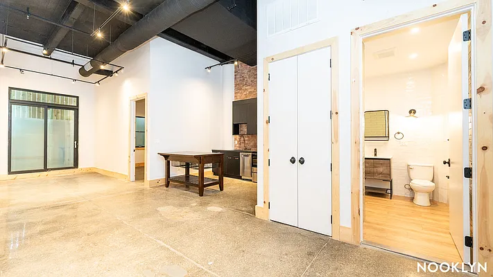 Rented by Nooklyn NYC LLC | media 2