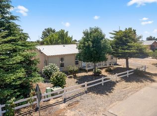 820 4th St SW, Rio Rancho, NM 87124