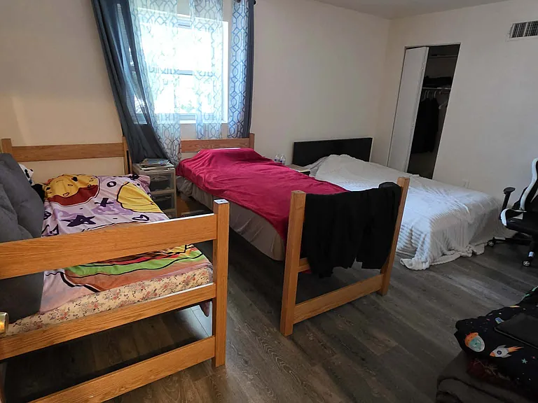 1816 Bergen St #2 — Photo 13
