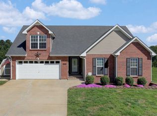 1456 Cedar Springs Cir, Clarksville, TN 37042