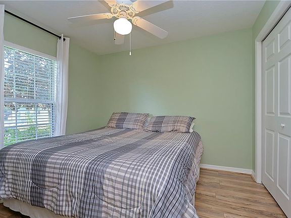 5th image of 6735 Basswood Cir