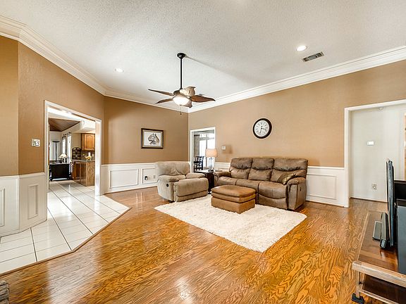 5th image of 1741 Woodhill Ct
