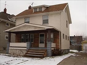 2nd image of 3924 E 42nd St