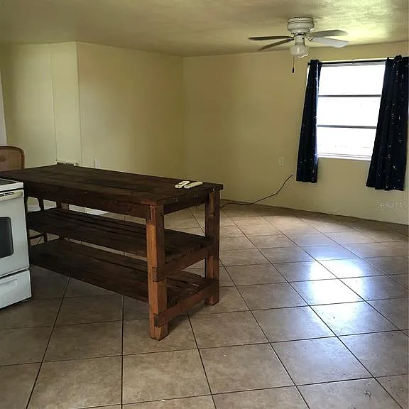 1395 Sharlo Ln #1395 — Photo 5