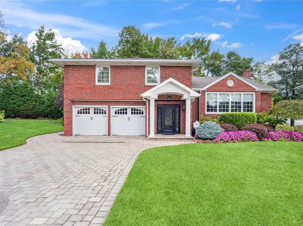 38 Piper Drive, Searingtown, NY 11507