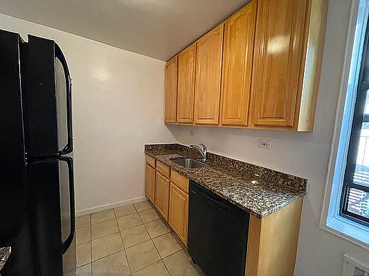 5th image of 8330 118th St APT 2A