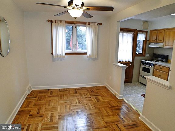 5th image of 6613 Silverwood St
