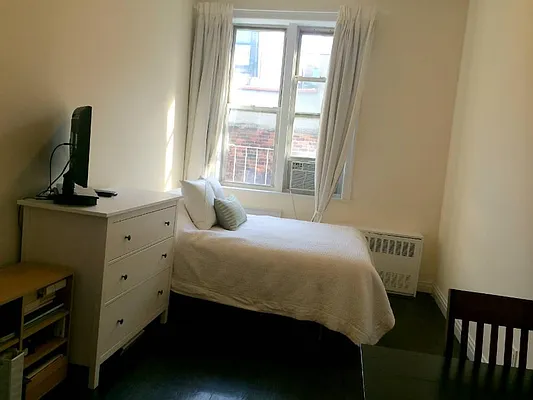 Rented by Town Residential | media 6