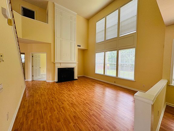 2 storey Family Room