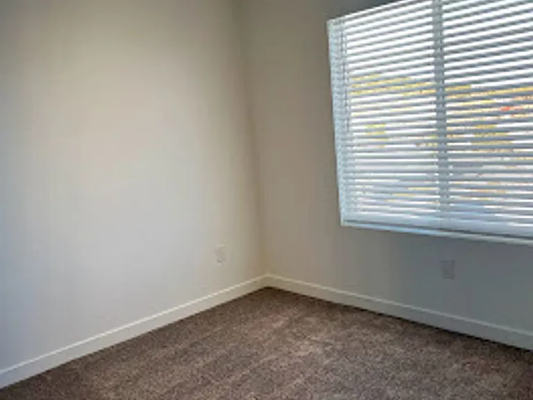 2943 W Ezra Dr — Photo 13