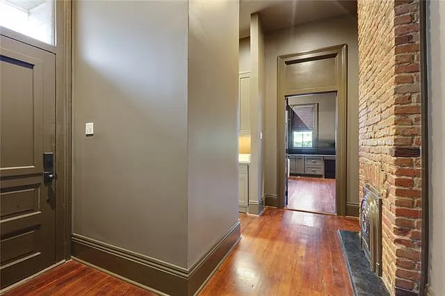 3439 Baronne St — Photo 10
