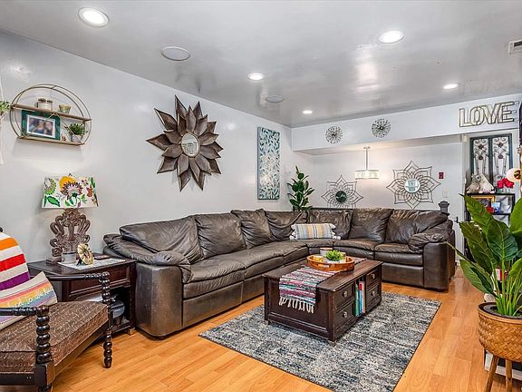 3rd image of 13734 96th St