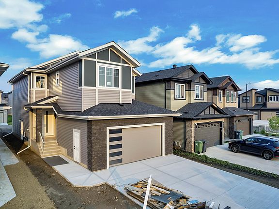 3rd image of 4005 39th St