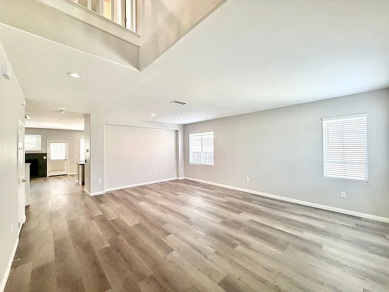 24850 Sunset Vista Ave — Photo 4