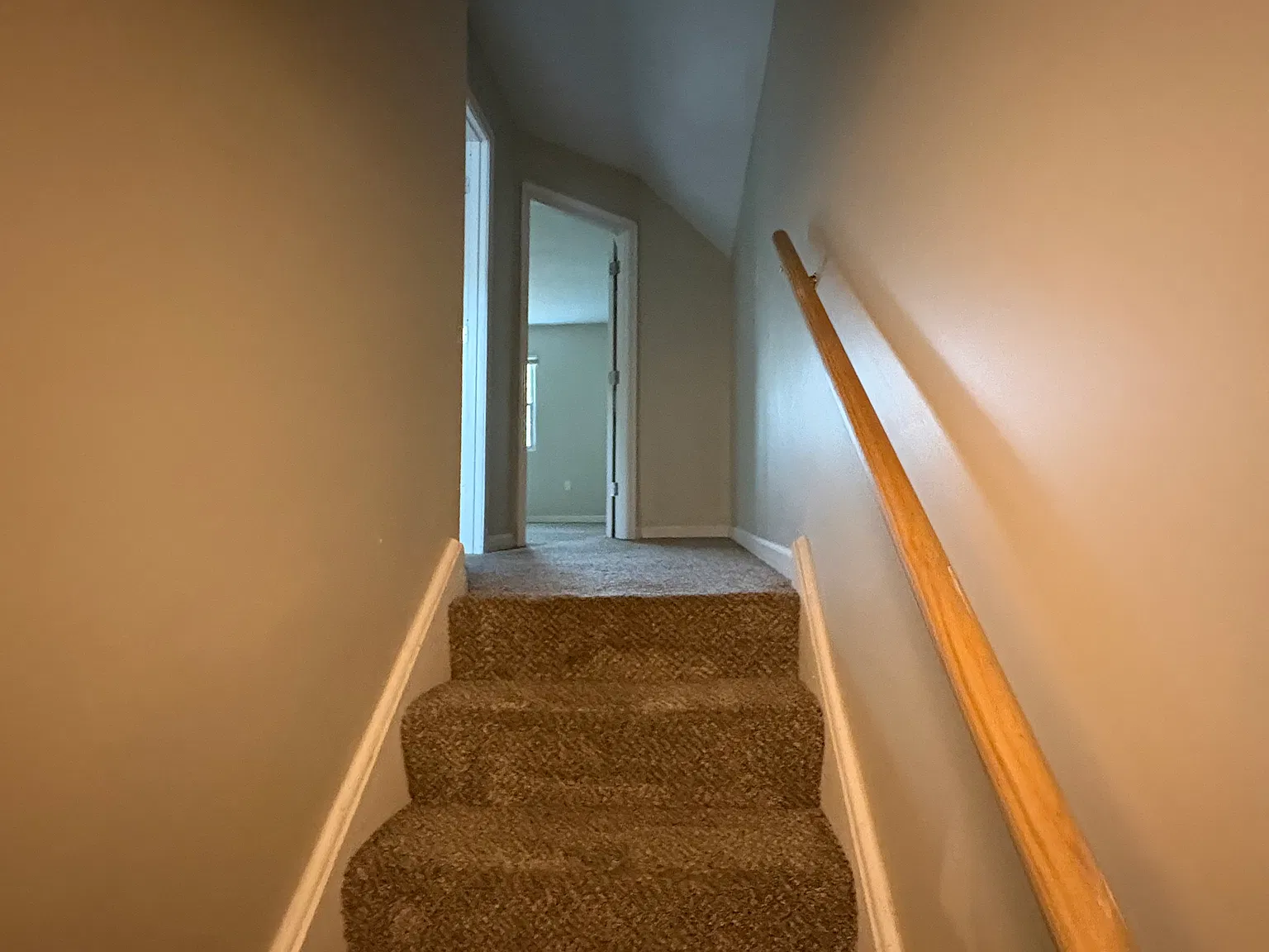 2608 Fremont St — Photo 2