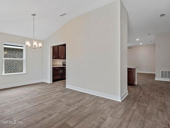 3rd image of 129 Pritchard Dr