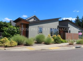 1213 Little John Ln, Eugene, OR 97401