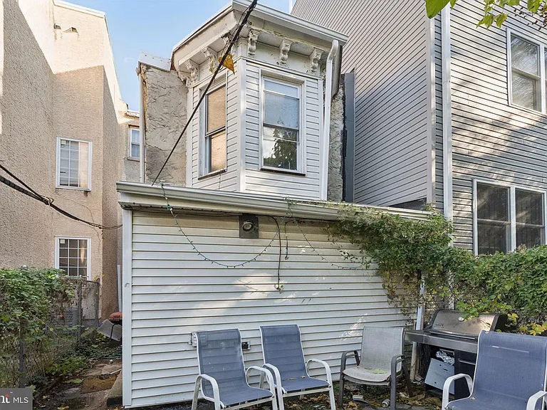 1722 N Willington St — Photo 8