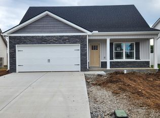 2832 Valley Farms Dr, Christiana, TN 37037