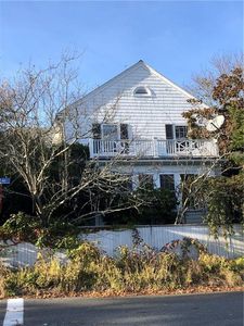 102 Gibbs Ave, Newport, RI, 02840