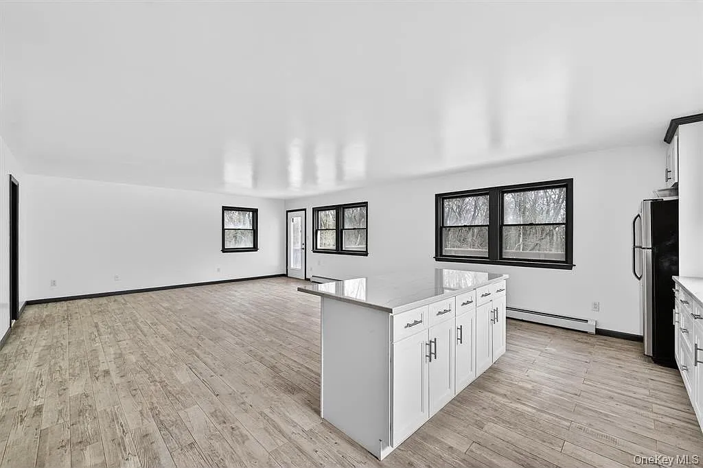 7 bed, $6,500 — Photo 4