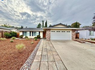 8525 Ousley Dr, Gilroy, CA 95020