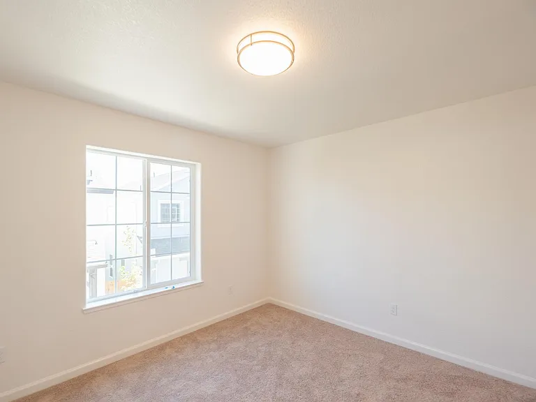 5032 Palisade Ave — Photo 13
