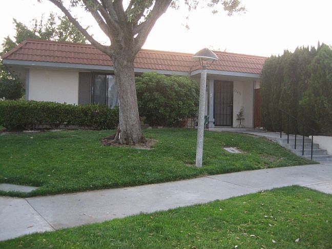 1st image of 23453 Via San Gabriel