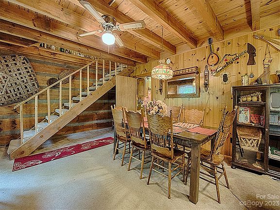 5th image of 26 Whittle Dr