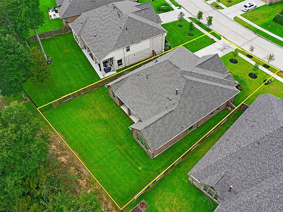 4th image of 23447 Elmwood Bend Ln