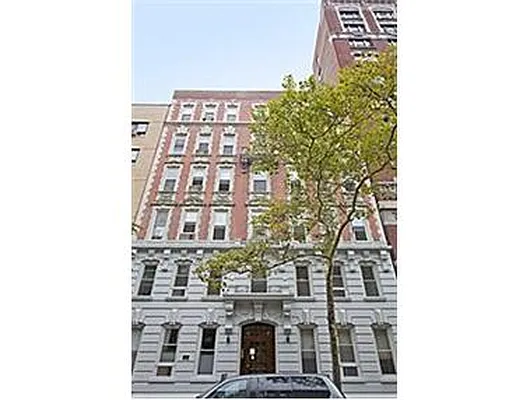 Sold by Douglas Elliman | media 20