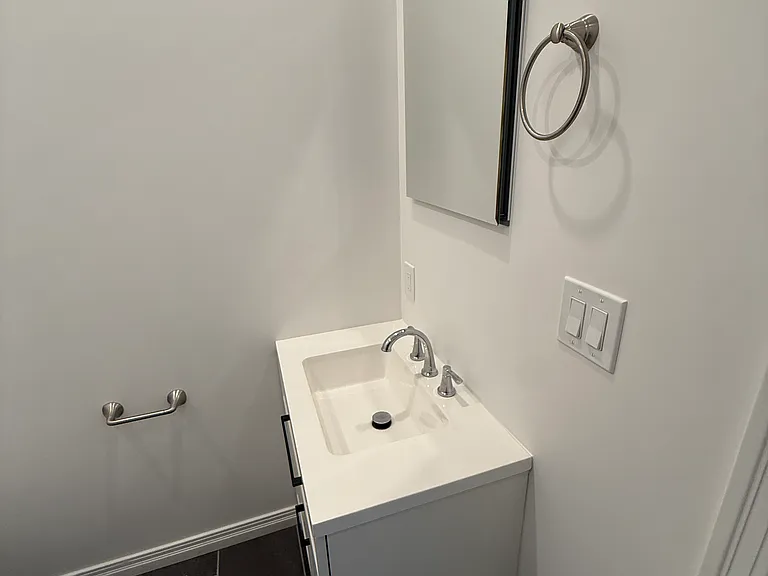 Bathroom - Large Vanity and Medicine Cabinet