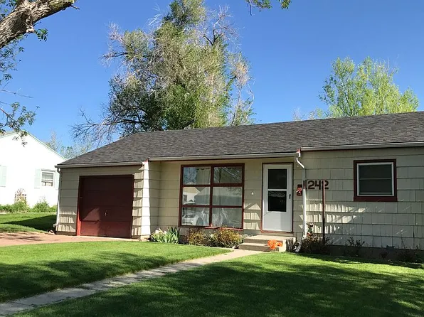 1242 Clark St, Thermopolis, WY 82443