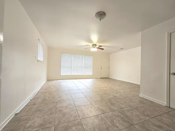 626 Jennifer Jean Dr, Baton Rouge, LA 70808