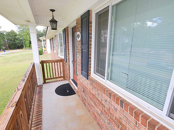 4th image of 52 Grandview Dr