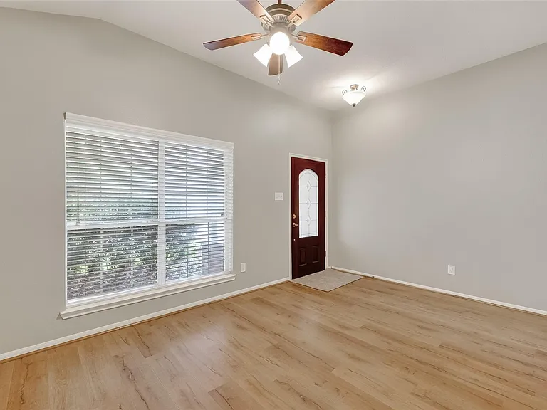 6431 Applewood Forest Dr — Photo 6