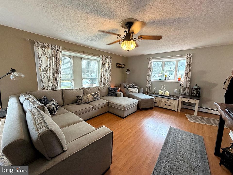 1st image of 425 San Francisco Ave