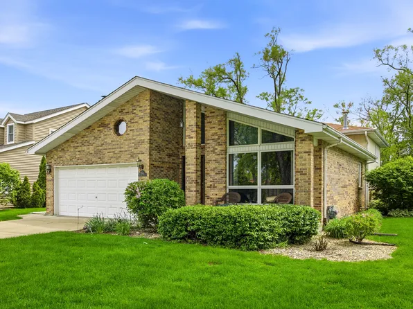 9621 W 56th St, Countryside, IL 60525