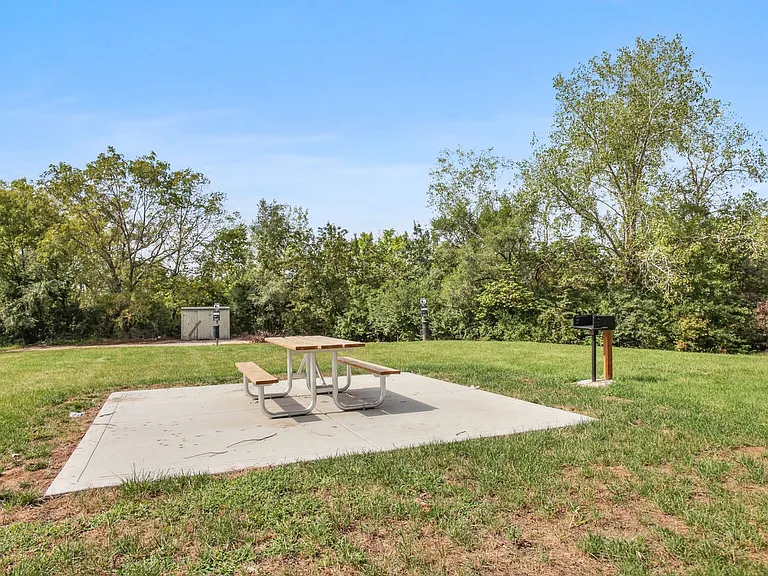 10561 Cypress Ave — Photo 27