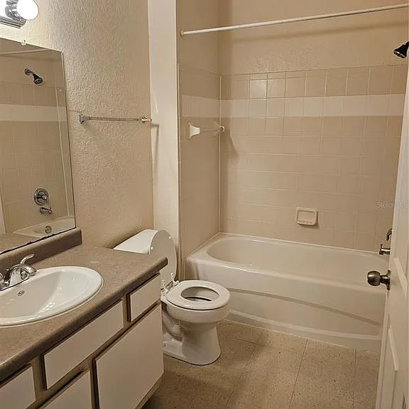 5979 Westgate Dr #1021 — Photo 11